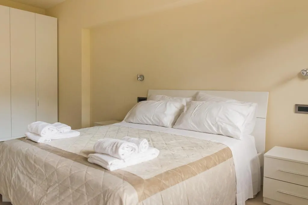 Romeur House Apartment